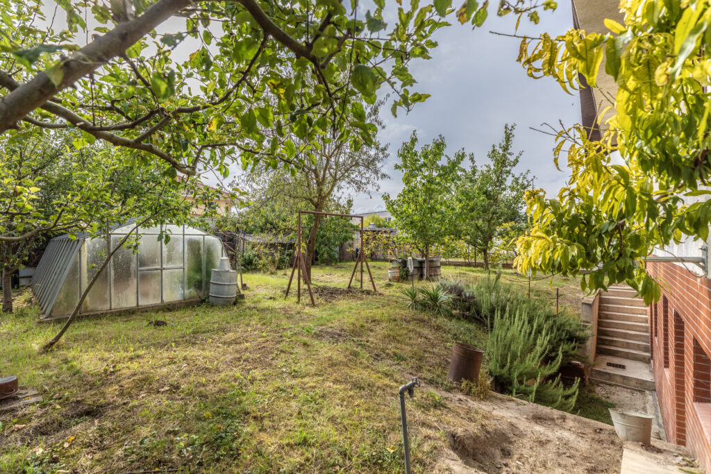 rodinny dom na predaj jarovce