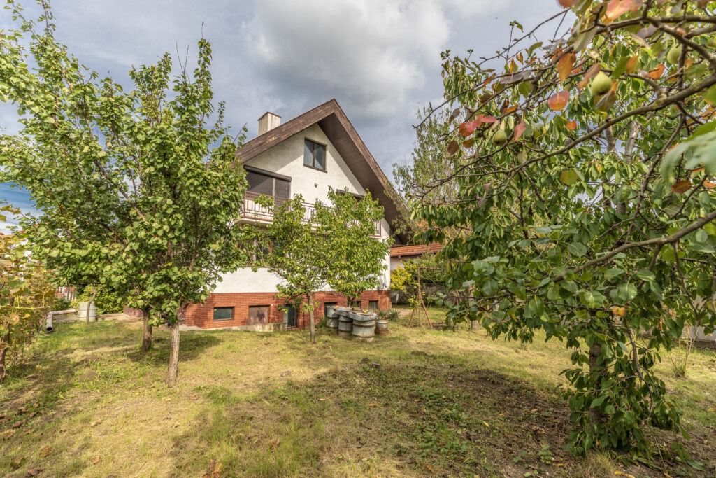 rodinny dom na predaj jarovce